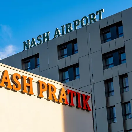Hotel Nash Pratik