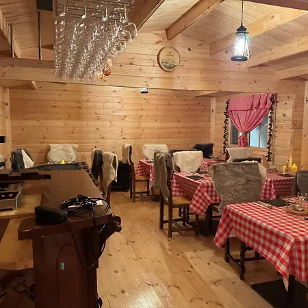Nash Pratik Hotel 3*