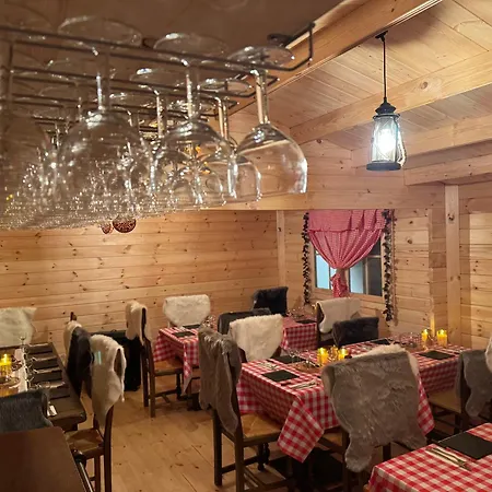 Nash Pratik Hotel Vernier